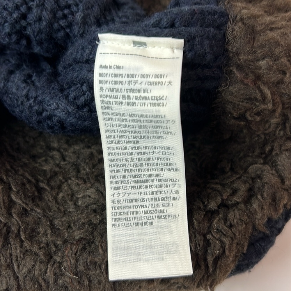 Abercrombie & Fitch Navy Knit Pom hat toboggan Beanie cap - Picture 4 of 5